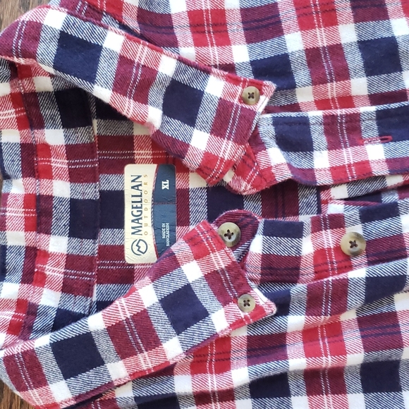 NWOT Magellan flannel plaid shirt,  XL - Picture 2 of 3